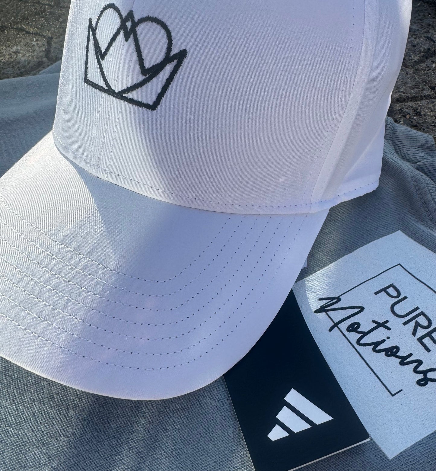 Adidas Classic Emblem