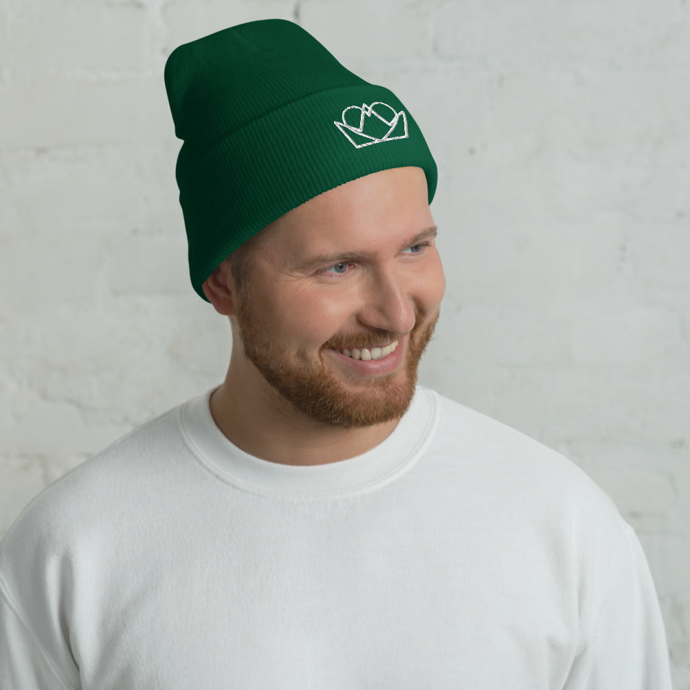 Claddagh Emblem Cuffed Beanie